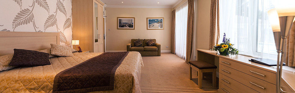 Biarritz Hotel St. Brelade Exterior photo