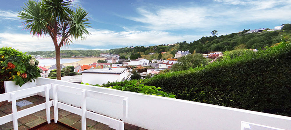 Biarritz Hotel St. Brelade Exterior photo