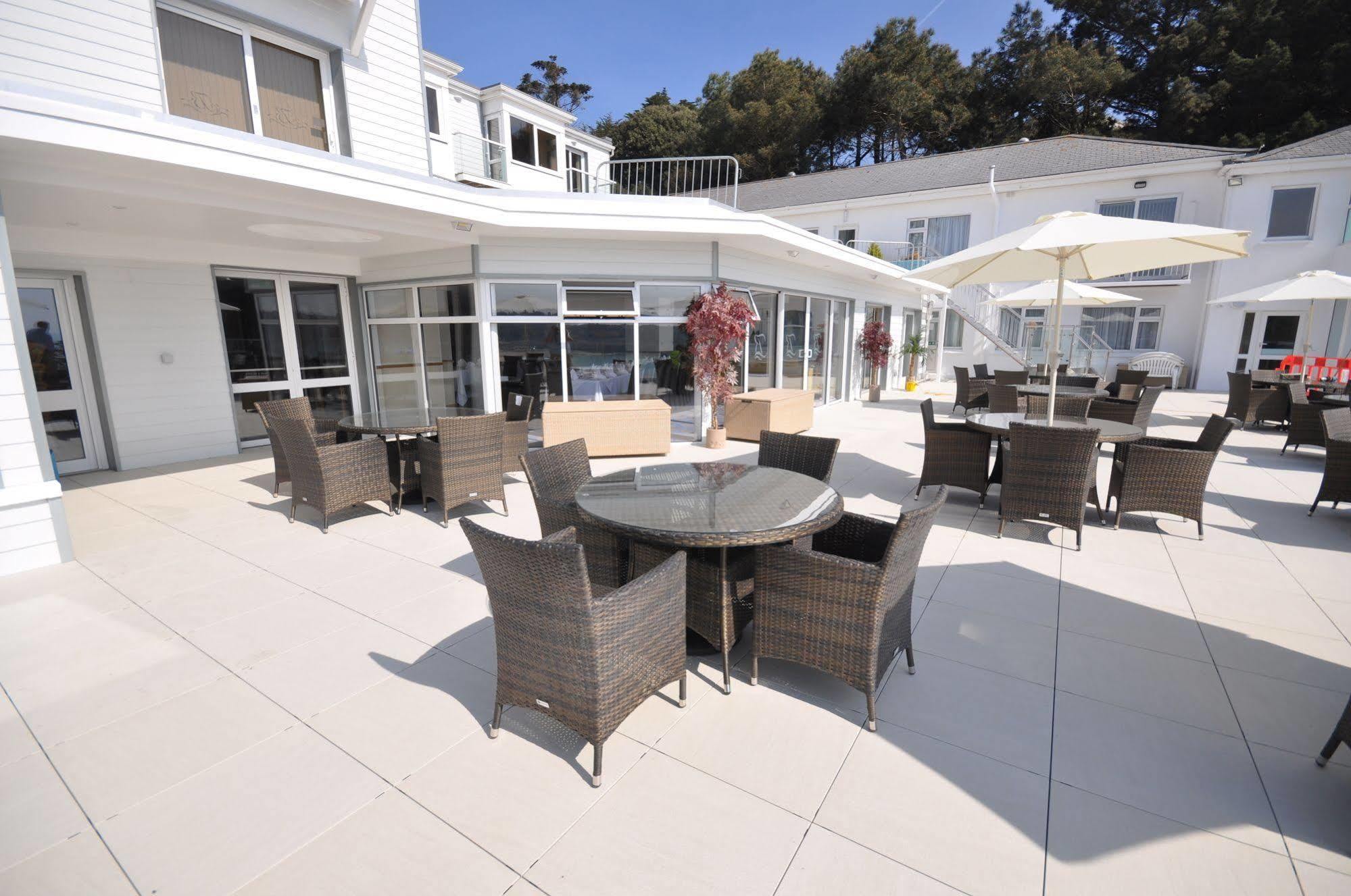 Biarritz Hotel St. Brelade Exterior photo